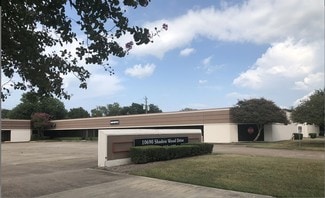 Plus de détails pour 10690 Shadow Wood Dr, Houston, TX - Local d'activités à louer