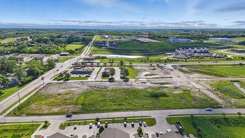 Highway 28, Norwalk, IA à vendre - Photo de l’immeuble – Image 2 sur 9