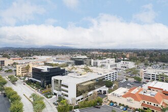 24012 Calle de la Plata, Laguna Hills, CA - VUE AÉRIENNE  vue de carte - Image1
