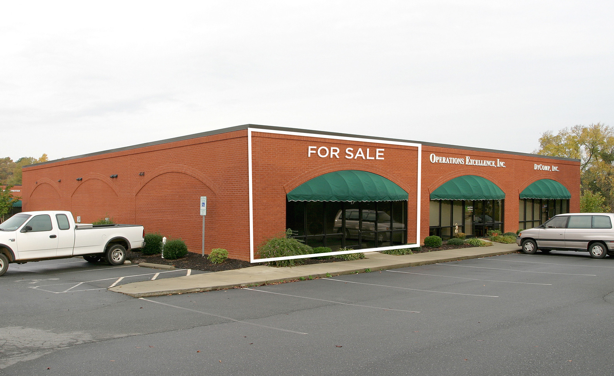 2235 Lewisville Clemmons Rd, Clemmons, NC à louer Photo principale– Image 1 sur 14