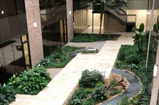 Plus de détails pour 3600 S Gessner Dr, Houston, TX - Bureau à louer