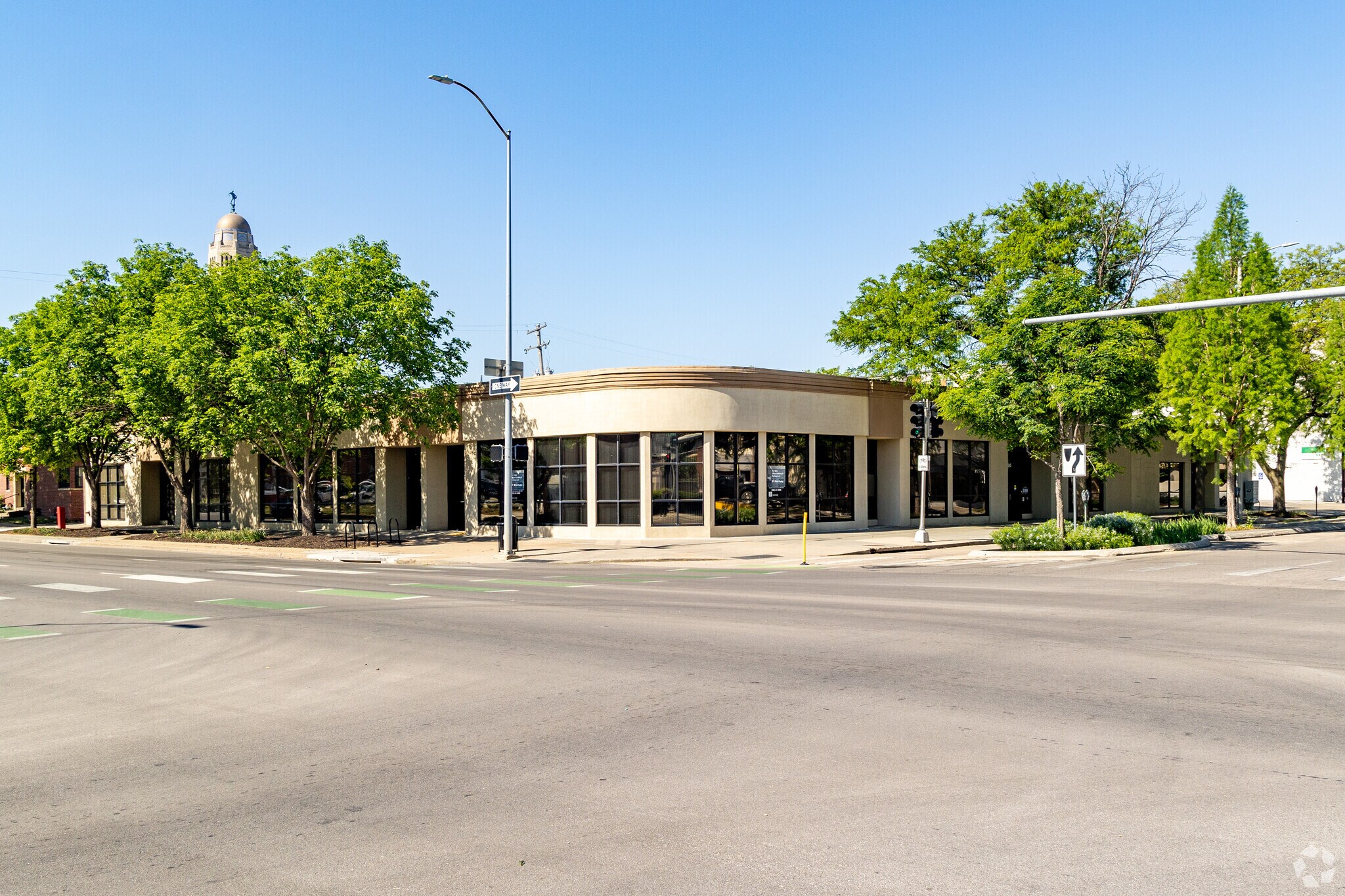 1645 N St, Lincoln, NE à vendre Photo principale– Image 1 sur 8