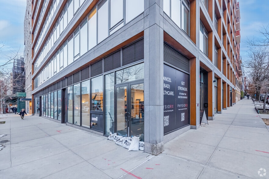 251 1st St, Brooklyn, NY à vendre - Photo de l’immeuble – Image 3 sur 8