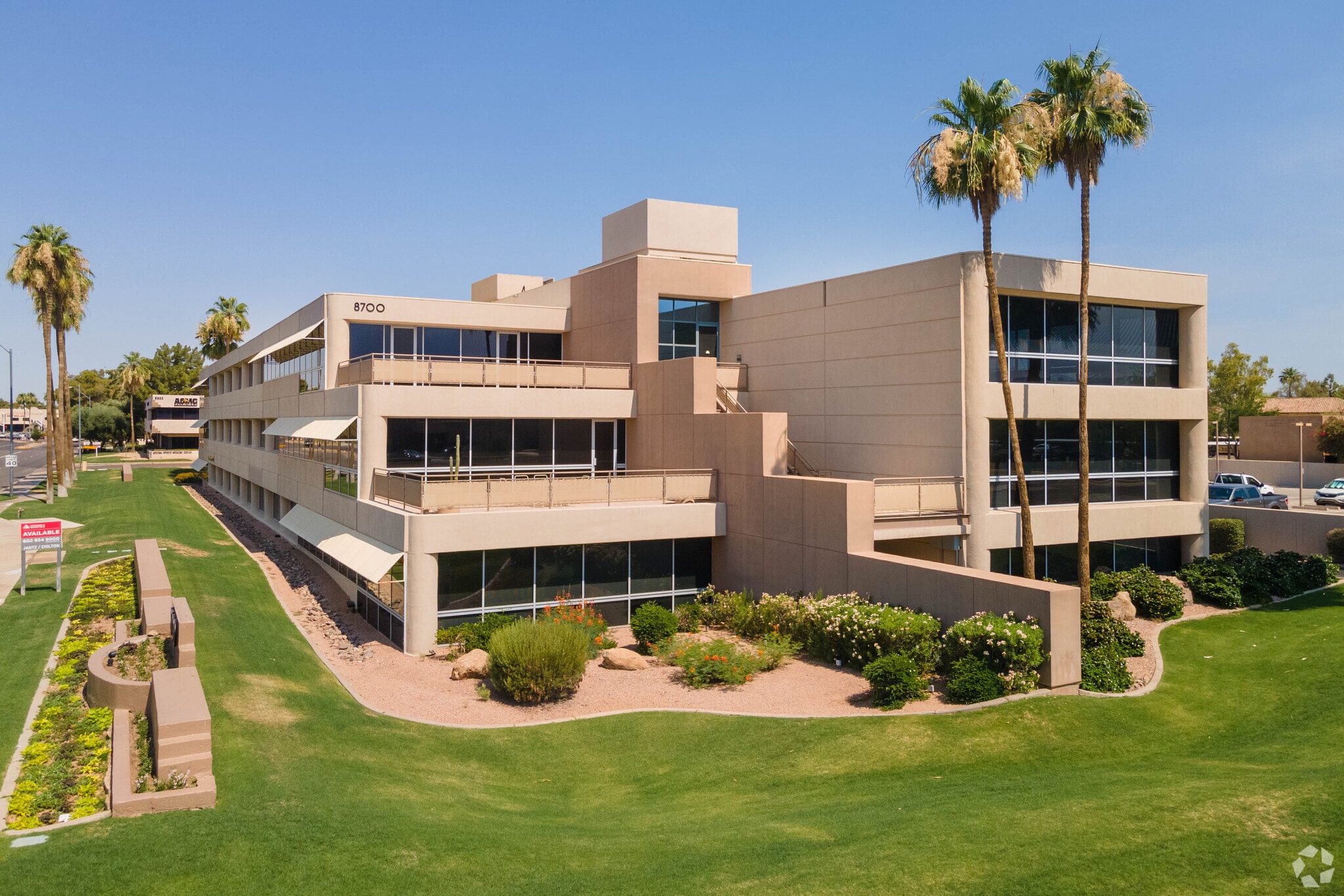 8700 E Via de Ventura, Scottsdale, AZ à louer Photo principale– Image 1 sur 2