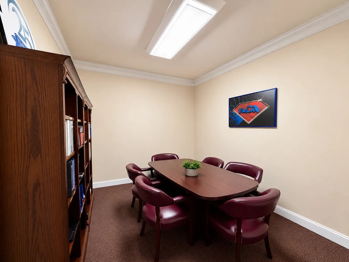 1614 Mahan Center Blvd, Tallahassee, FL 32308 - Lot 103 - - Photo intérieure - Image 1 of 6