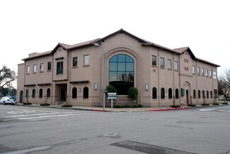 Plus de détails pour 805 W Acequia, Visalia, CA - Bureau/Médical à louer
