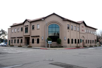 Plus de détails pour 805 W Acequia, Visalia, CA - Bureau/Médical à louer