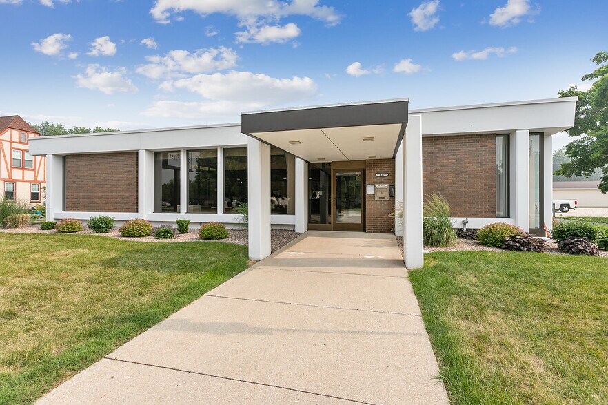 427 Manitowoc St, Reedsville, WI à vendre - Photo principale – Image 1 sur 14