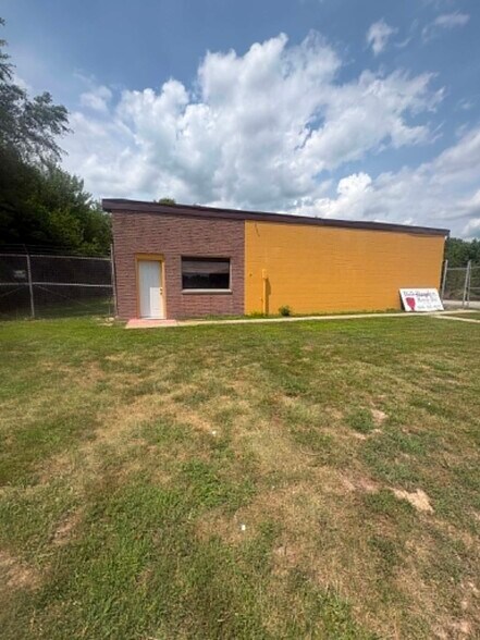 14447 IL-34, Benton, IL à vendre - Photo de l’immeuble – Image 3 sur 3