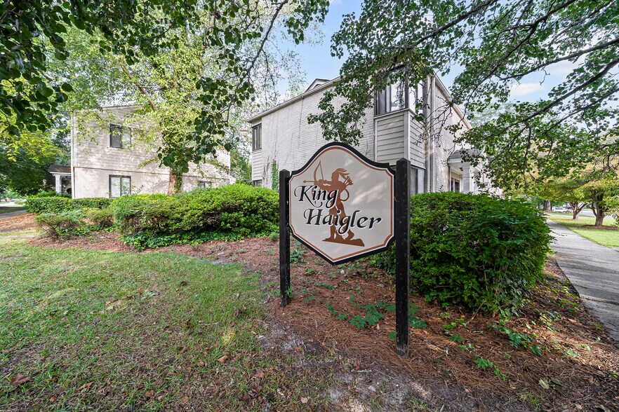 206 Laurens St, Camden, SC à vendre - Photo de l’immeuble – Image 1 sur 17