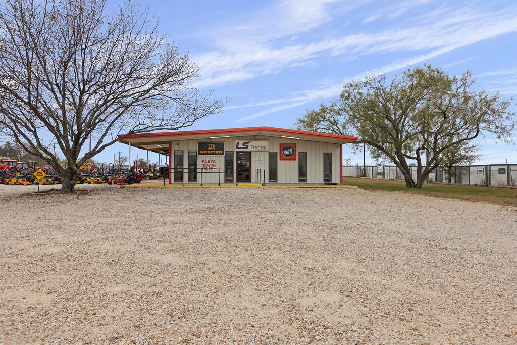 3456 S Burleson Blvd, Alvarado, TX à vendre Photo principale– Image 1 sur 23