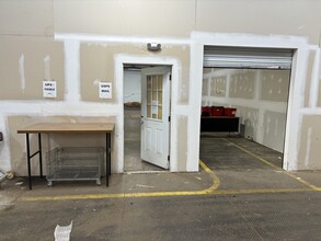 302 S 4th St, Emmaus, PA à louer Photo intérieure– Image 2 sur 7