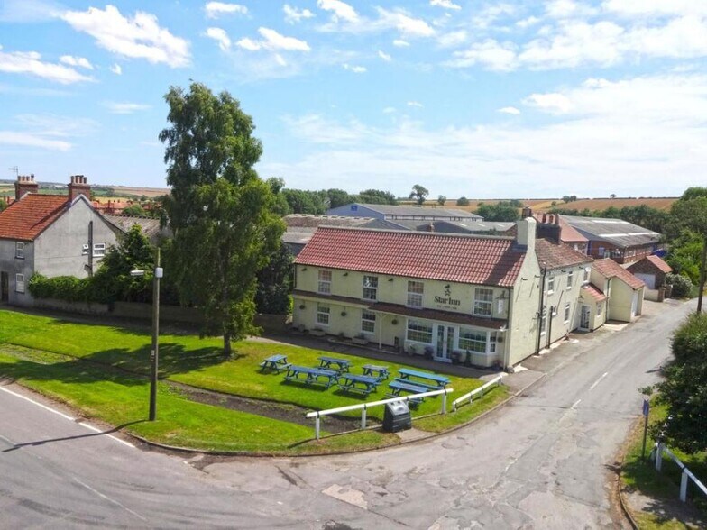 Main St, Malton à vendre - Photo de l’immeuble – Image 2 sur 2