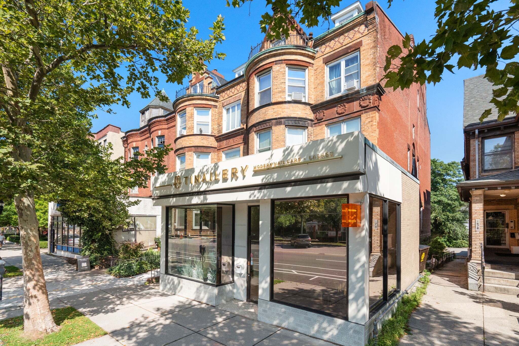 1680 Beacon St, Brookline, MA à louer Photo intérieure– Image 1 sur 41
