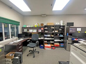 17 Fawcett Rd, Coquitlam, BC à louer Photo intérieure– Image 1 sur 3