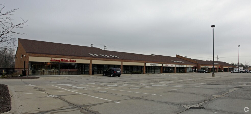 4754-4756 Cornell Rd, Cincinnati, OH à louer - Photo principale – Image 2 sur 4