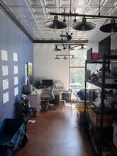 330 Pauls Dr, Brandon, FL à louer Photo intérieure– Image 2 sur 4