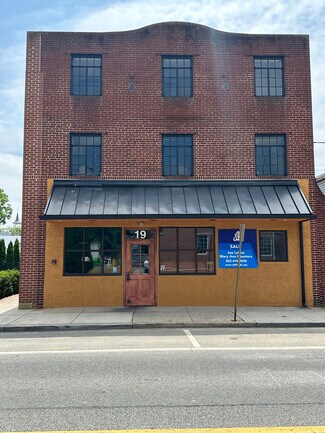 Plus de détails pour 19-21 W Commerce St, Smyrna, DE - Local commercial à vendre