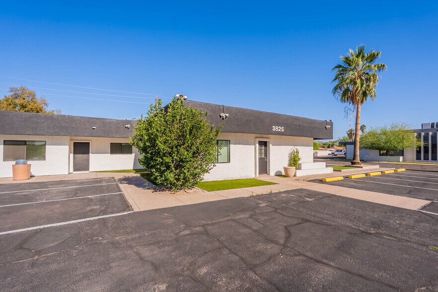 3825 N 24th St, Phoenix, AZ à vendre - Photo de l’immeuble – Image 2 sur 19