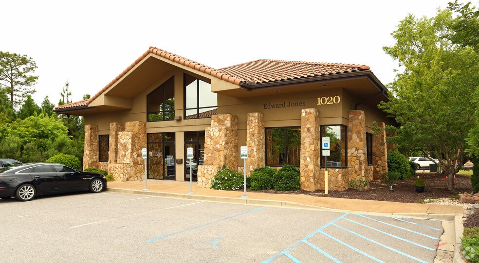 1020 Wildewood Centre Dr, Columbia, SC à louer - Photo principale – Image 1 sur 12
