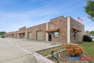 Plus de détails pour 198 Brothers Blvd, Red Oak, TX - Local d’activités à vendre