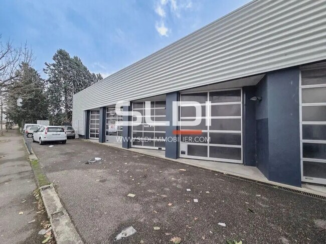 Plus de détails pour Bureau, Local d'activités à louer