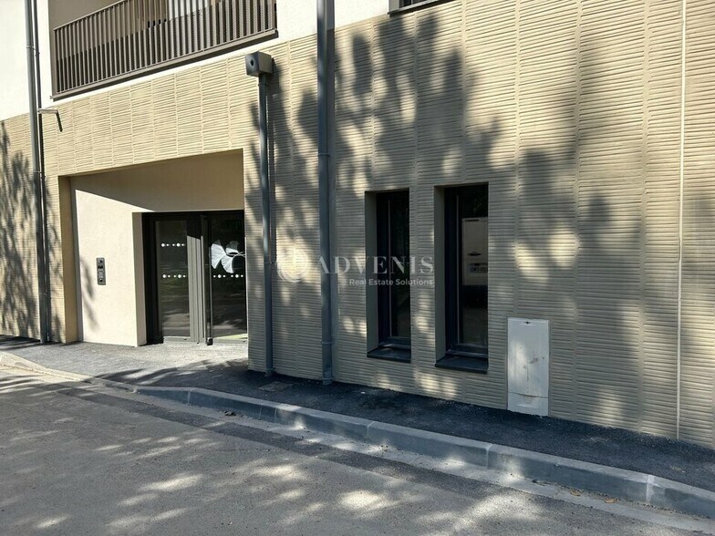 Bureau dans La Riche à vendre - Photo de l’immeuble – Image 2 sur 9