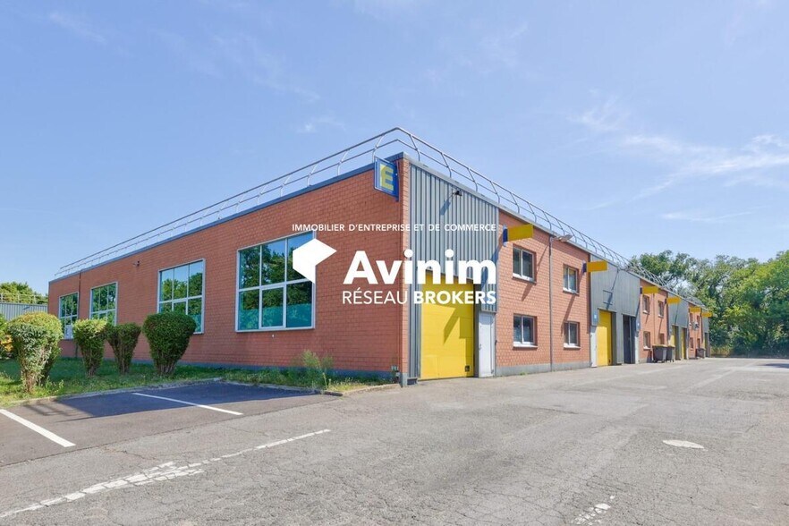 Industriel/Logistique dans Saint Ouen L Aumone à louer - Photo de l’immeuble – Image 2 sur 2