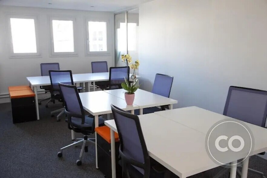 Bureau dans Issy-les-Moulineaux à vendre - Photo de l’immeuble – Image 2 sur 7