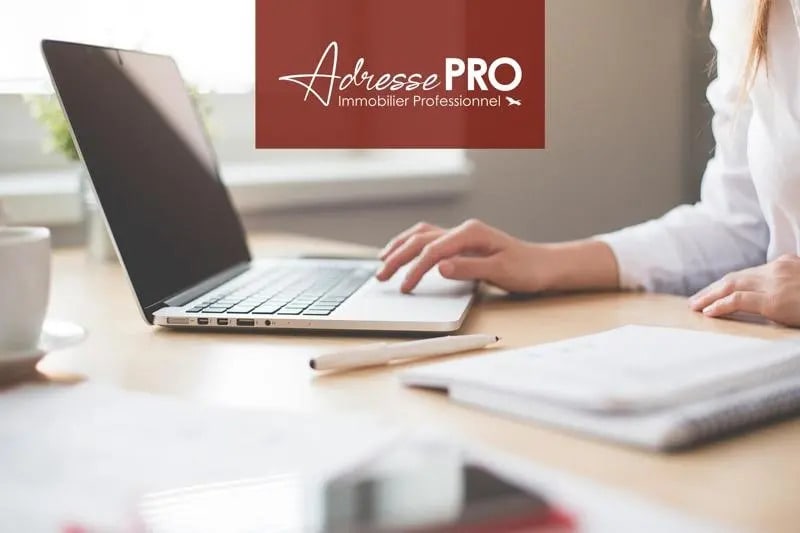 Local commercial dans La Rochelle à louer Photo de l’immeuble– Image 1 sur 4