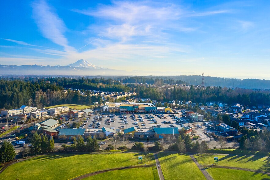 1408 Lake Tapps Pky E, Auburn, WA à louer - Photo de l’immeuble – Image 2 sur 4