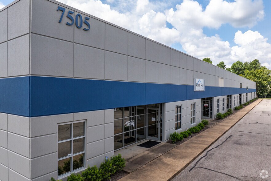 7505 Appling Center Dr, Memphis, TN à louer - Photo principale – Image 1 sur 3