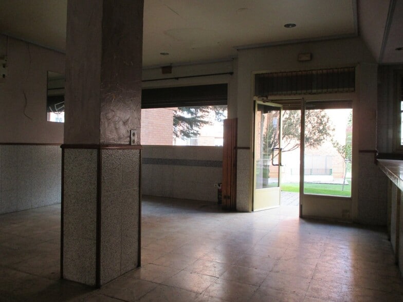View Photo