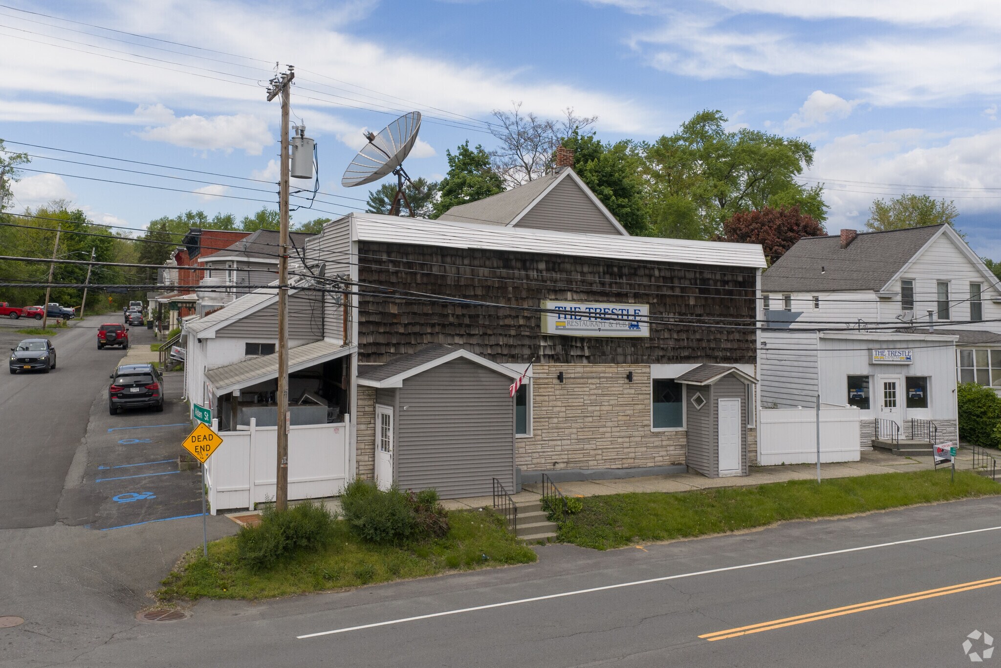Cohoes Portfolio portefeuille de 4 biens à vendre sur LoopNet.fr Photo de l’immeuble– Image 1 sur 8