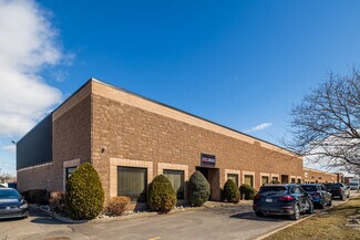 Plus de détails pour 625-651 Rue McCaffrey, Montréal, QC - Industriel/Logistique à louer