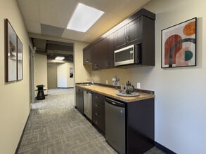 4720 106th Ave SE, Calgary, AB à louer Photo de l’immeuble– Image 2 sur 4