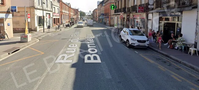 Plus de détails pour Local commercial à vendre