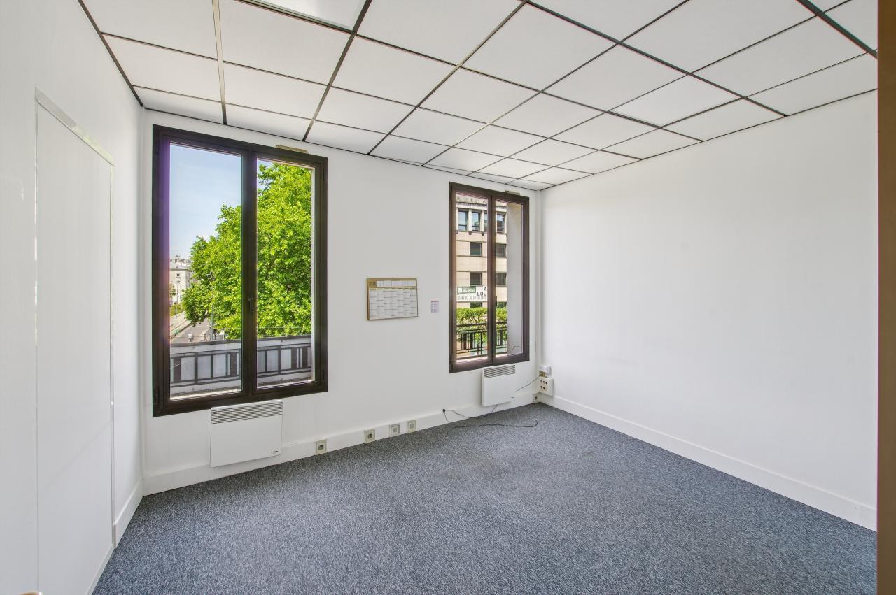 Bureau dans Saint-Denis à louer Photo intérieure– Image 1 sur 11