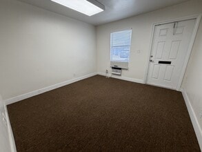 1451 SW 12th Ave, Pompano Beach, FL à louer Photo intérieure– Image 2 sur 6