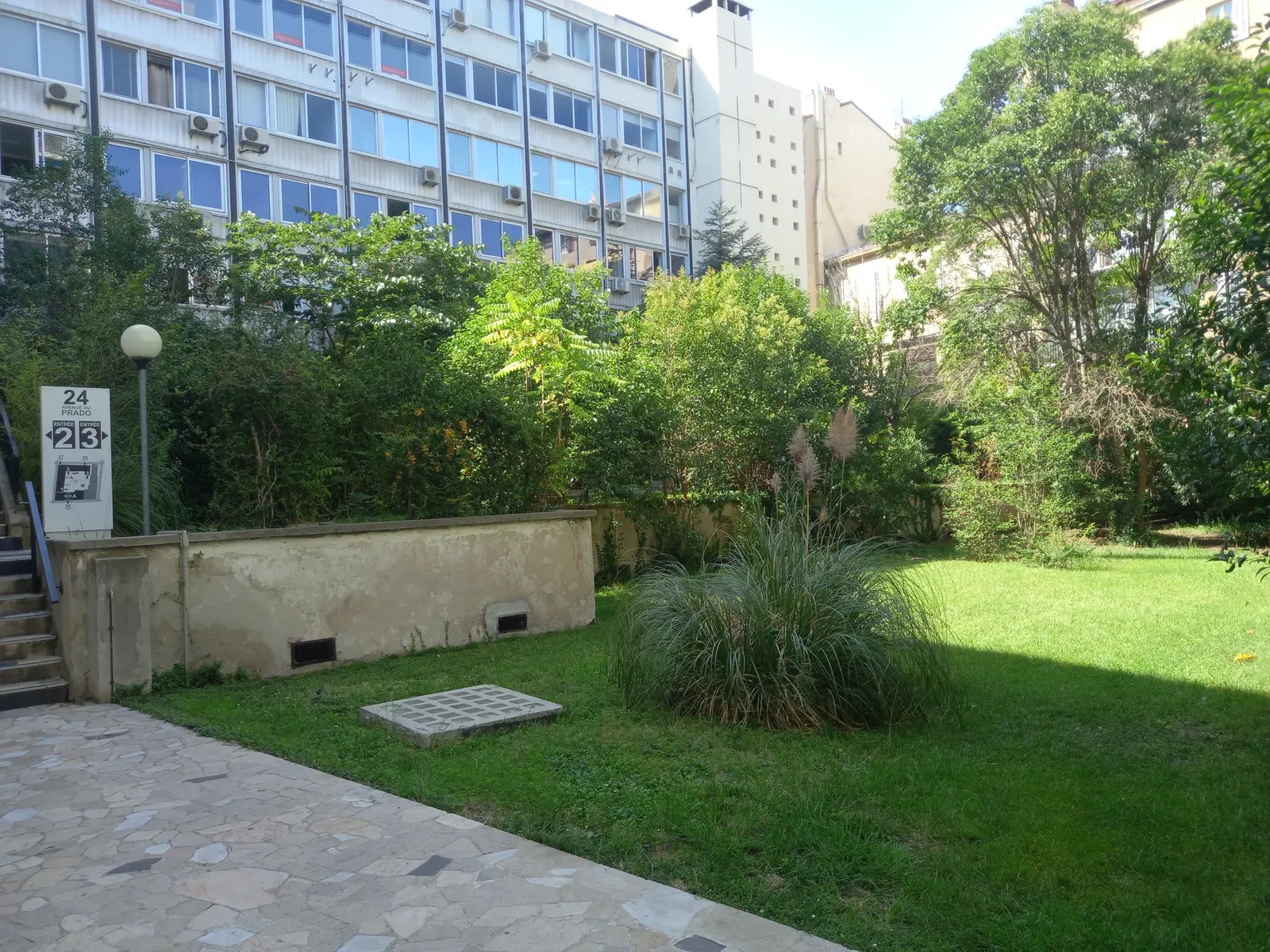 24 Avenue Du Prado, Marseille à louer Photo de l’immeuble– Image 1 sur 4