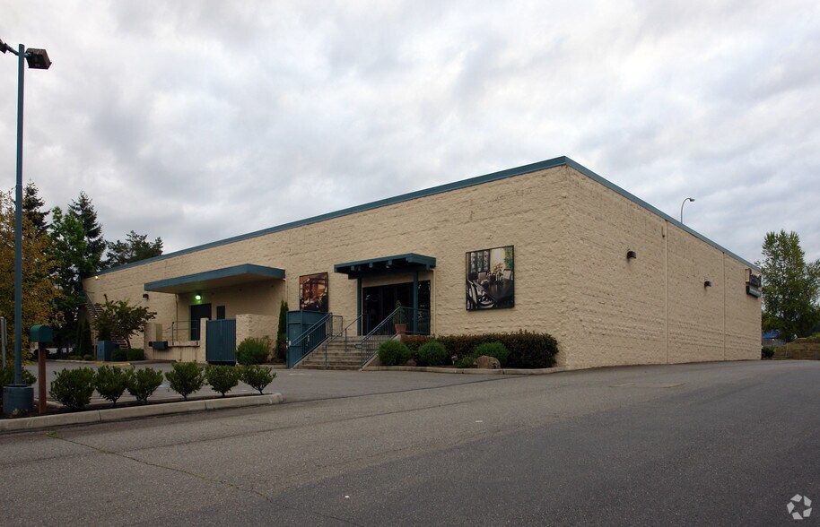 2233 Bel Red Rd, Redmond, WA à louer - Photo de l’immeuble – Image 3 sur 4
