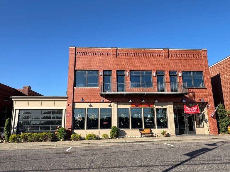 516 W Front St, Washington, MO à vendre - Photo de l’immeuble – Image 1 sur 10
