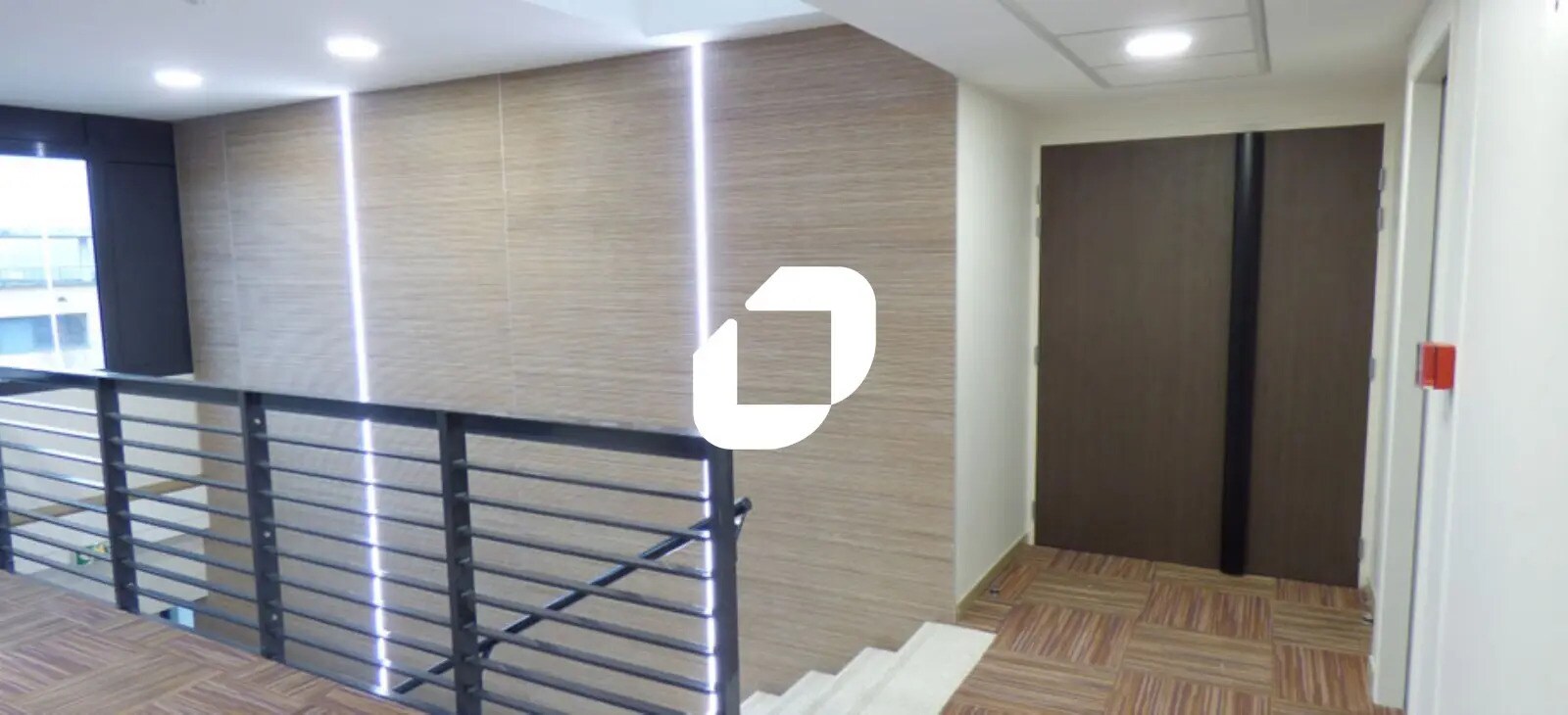 Bureau dans Champs-sur-Marne à vendre Photo de l’immeuble– Image 1 sur 5