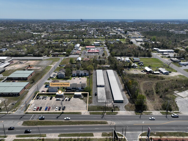 2732 E 15th St, Panama City, FL à louer - Photo de l’immeuble – Image 2 sur 13