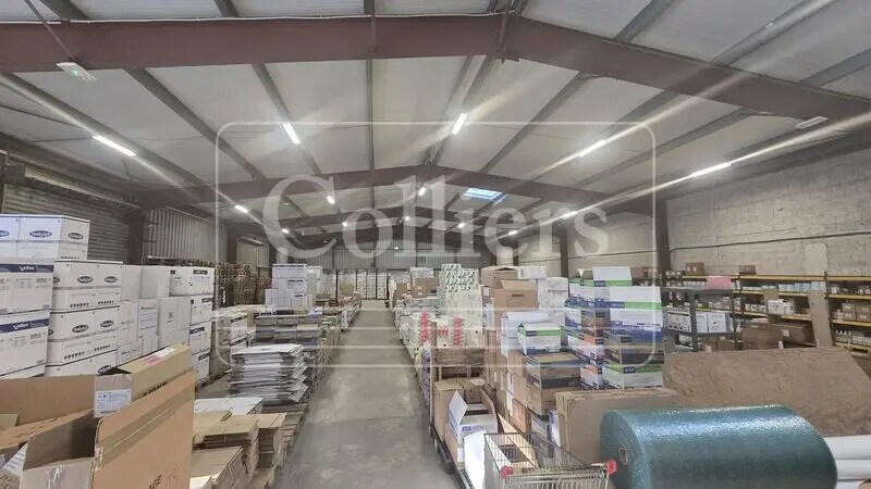 Bureau dans Septèmes-les-Vallons à louer - Photo de l’immeuble – Image 2 sur 7