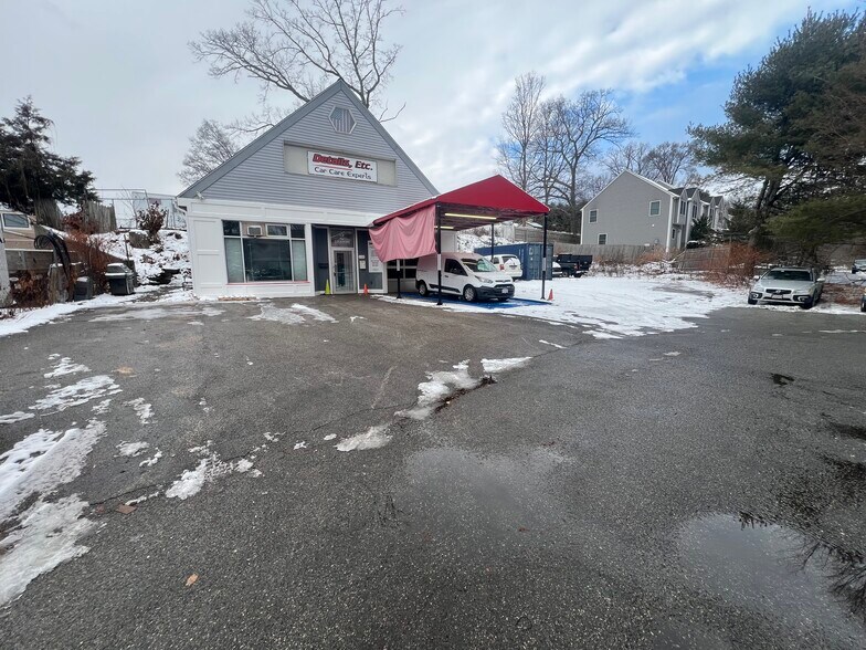 2 Edgemoor Ave, Wellesley, MA à louer - Photo de l’immeuble – Image 3 sur 6