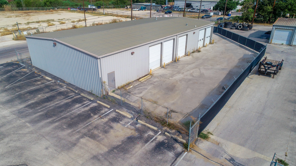 4711 Broom St, San Antonio, TX à louer - Photo de l’immeuble – Image 1 sur 8