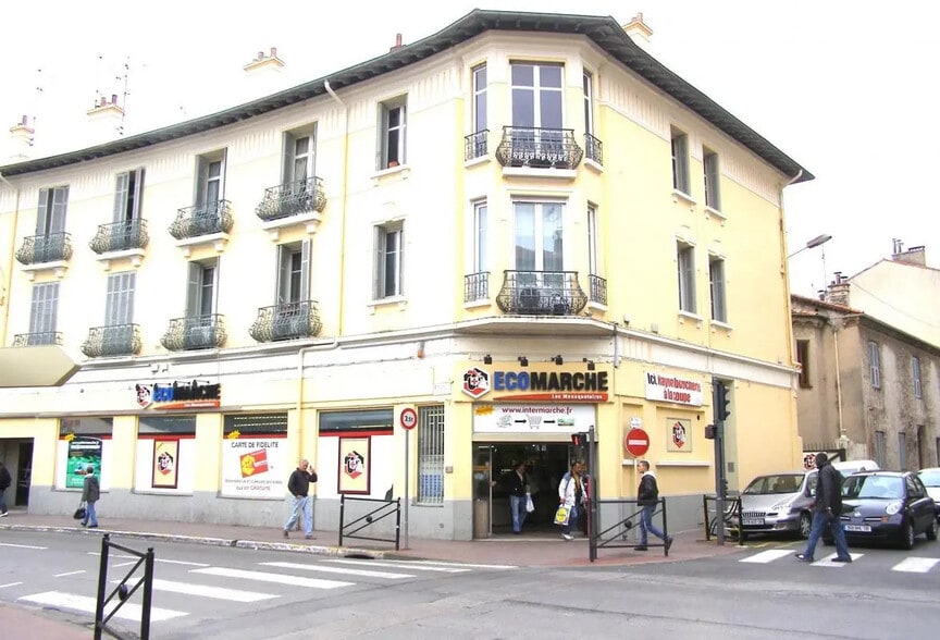 71 Boulevard De La République, Cannes à louer - Photo de l’immeuble – Image 2 sur 10
