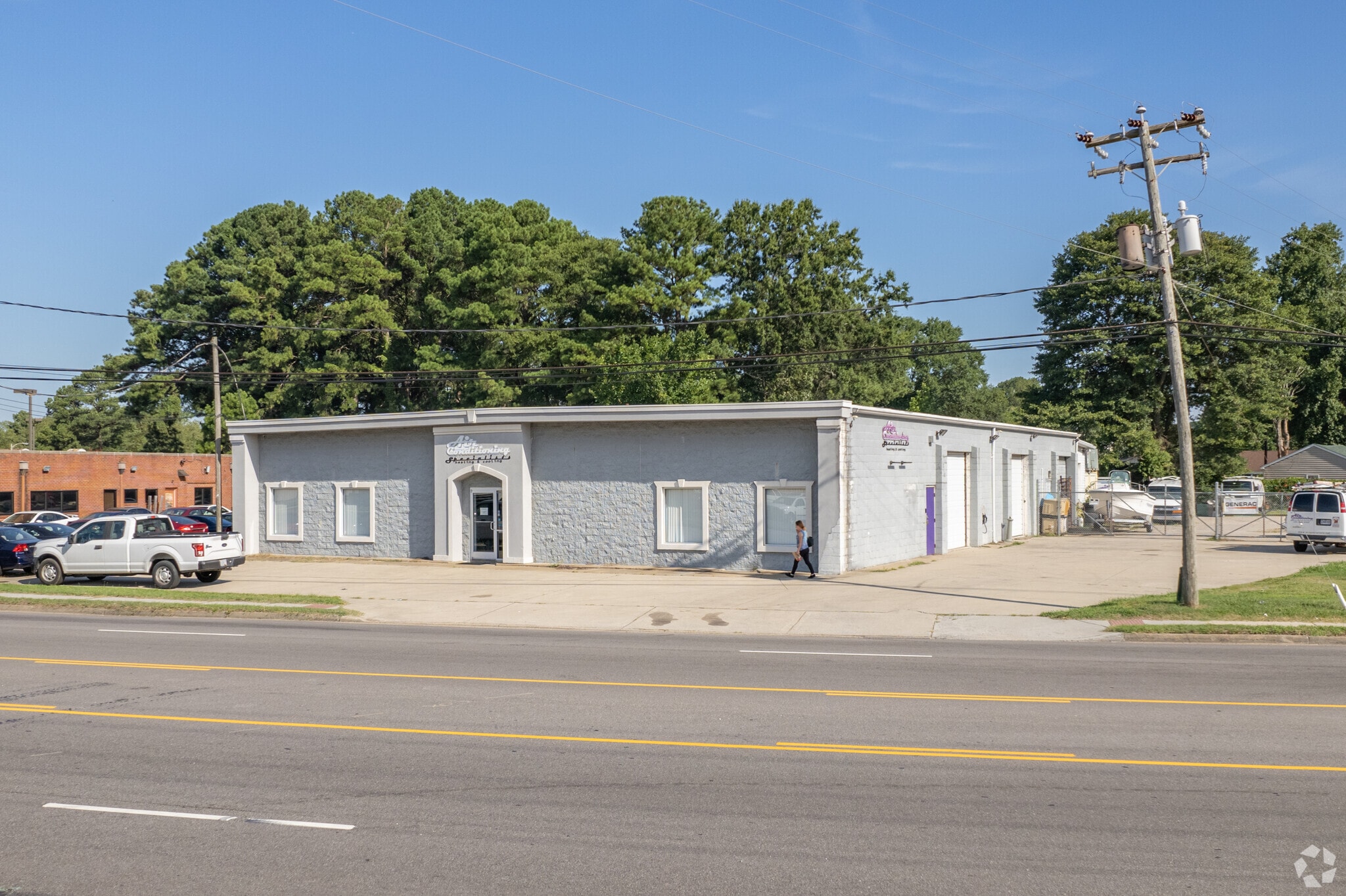 2618 Airline Blvd, Portsmouth, VA à vendre Photo de l’immeuble– Image 1 sur 25