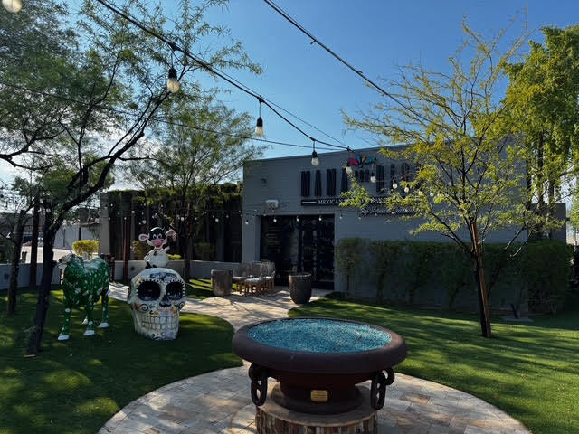 7301 E Butherus Dr, Scottsdale, AZ à louer - Photo de l’immeuble – Image 3 sur 15